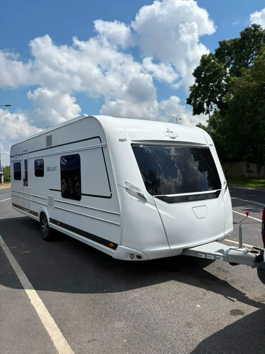 Advanced Caravan Buyers collecting a caravan